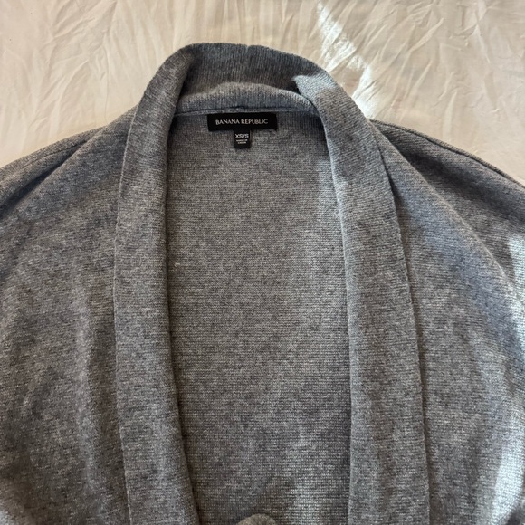 Banana Republic wrap top - Picture 6 of 14